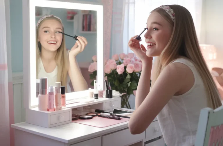 Flawless Makeup for Teens: How to Do Simple, Gorgeous Looks